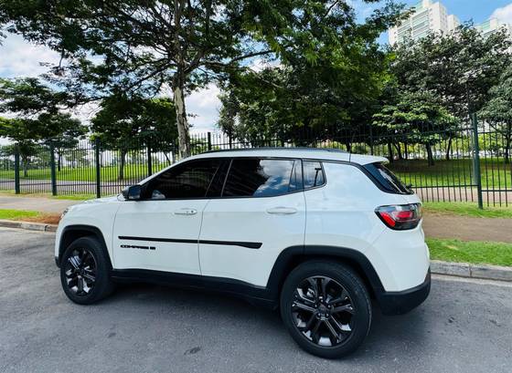 JEEP COMPASS 1.3 T270 TURBO FLEX LONGITUDE AT6